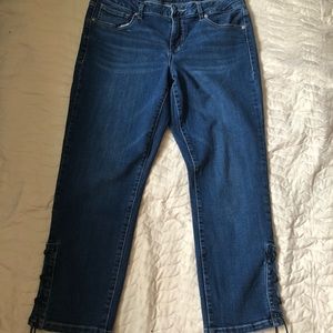 Size 11/12 Maurice’s capris
